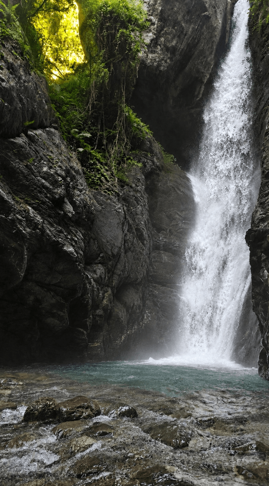 Bangoru Waterfall